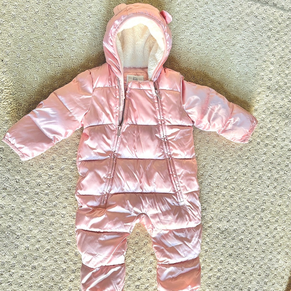 Snowsuit 6-12 months: Gap baby soft pink